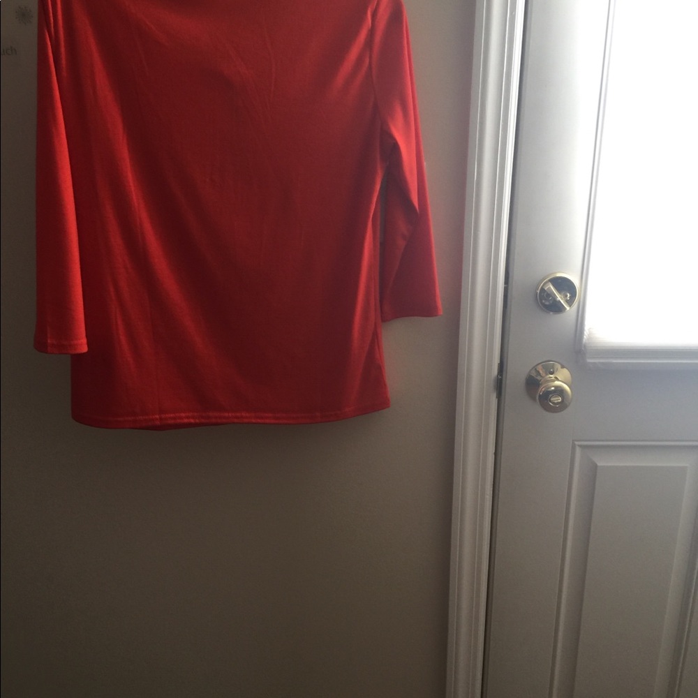 Top - Picture 3 of 4